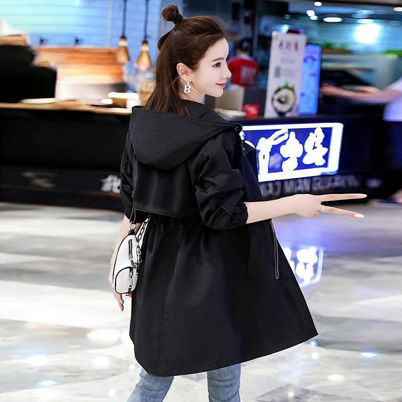 Fashionable Loose Women's  Windbreaker Coat, Stylish and Elegant Jacket