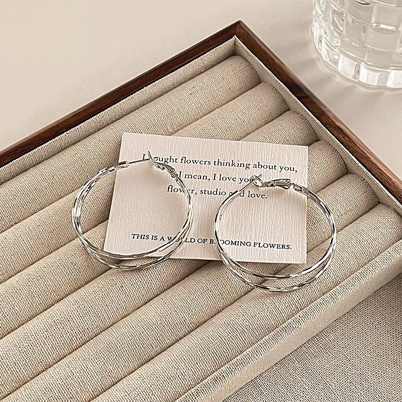 

Plain Ring Earrings, Large Ring, New Popular Style, High-end Feel, Square Round Face, Face Recognition, Small Ring Earrings, Earrings 3cm