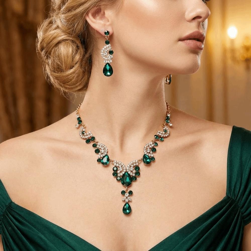 Luxury Rhinestone Jewelry Set Elegant Shiny Necklace Earrings Set Waterdrop Pendant Classic Wedding Bridal Accessories