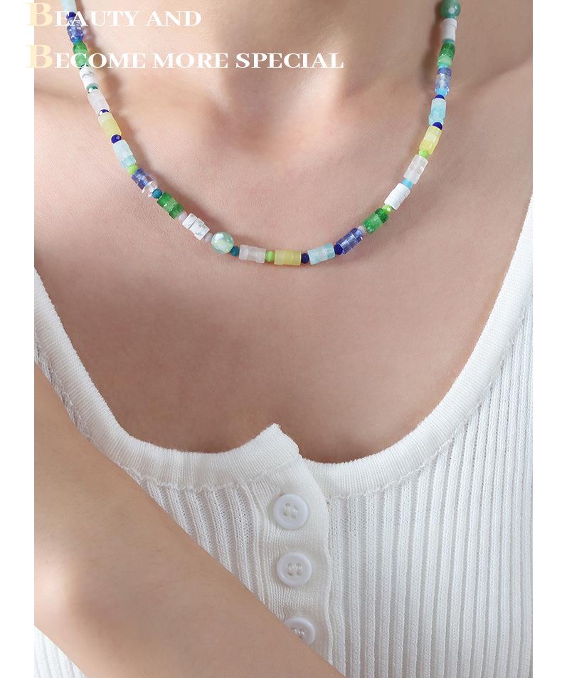 Versatile Temperament Necklace: Rainbow Natural Stone Beads with Clavicle Chain and Light Luxury Craftsmanship.
