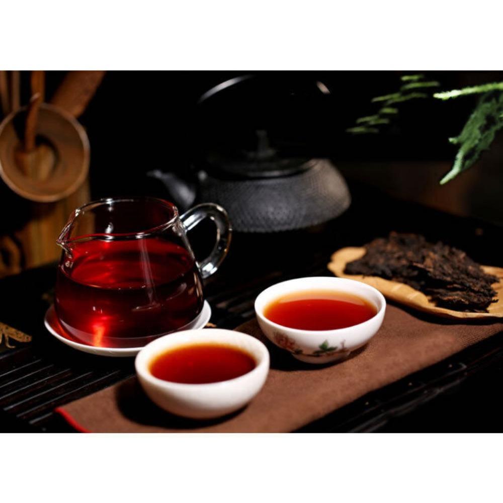 Yunnan Menghai Tea King Pu - Erh Ripe Tea Palace Aged Fragrance 357g Cake