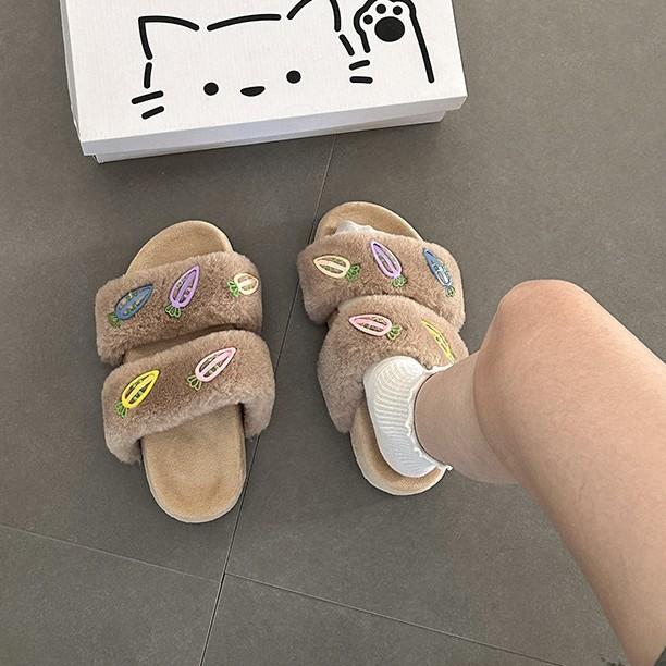 Cute Open-toed Casual Fluffy Slippers for Women To Wear Autumn and Winter Fashion Cartoon Carrot Home One-word Cotton Slippers