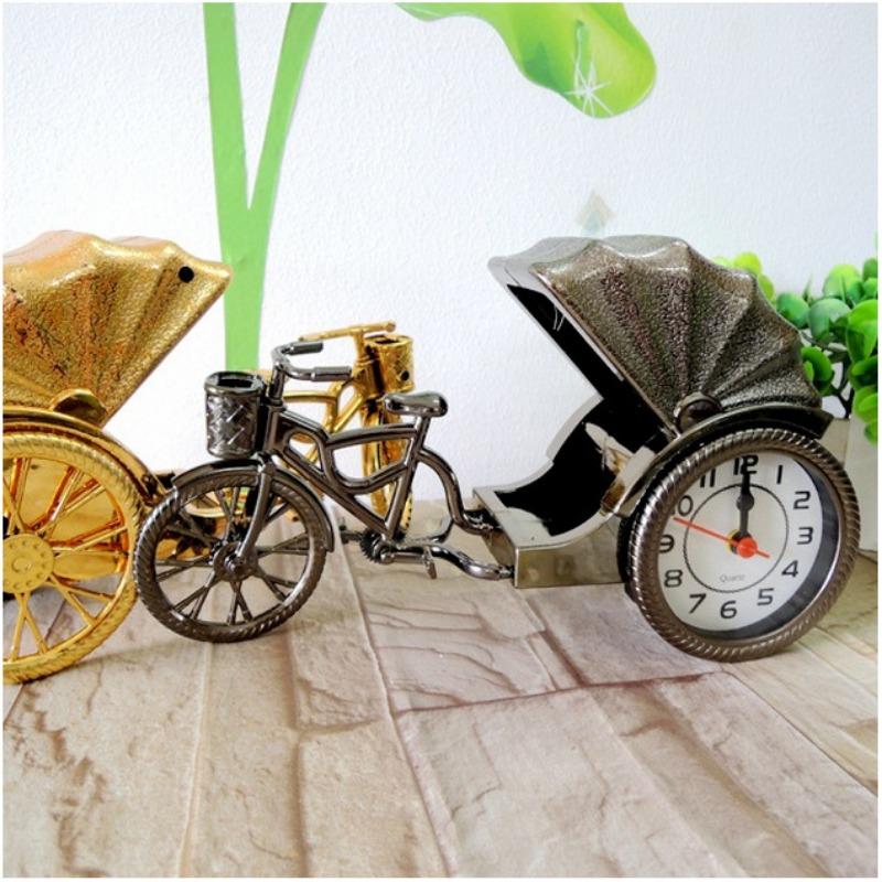 European Retro Two-color Tricycle Alarm Clock, Elegant Luxury Creative Gift Clock, Rickshaw Alarm Clock