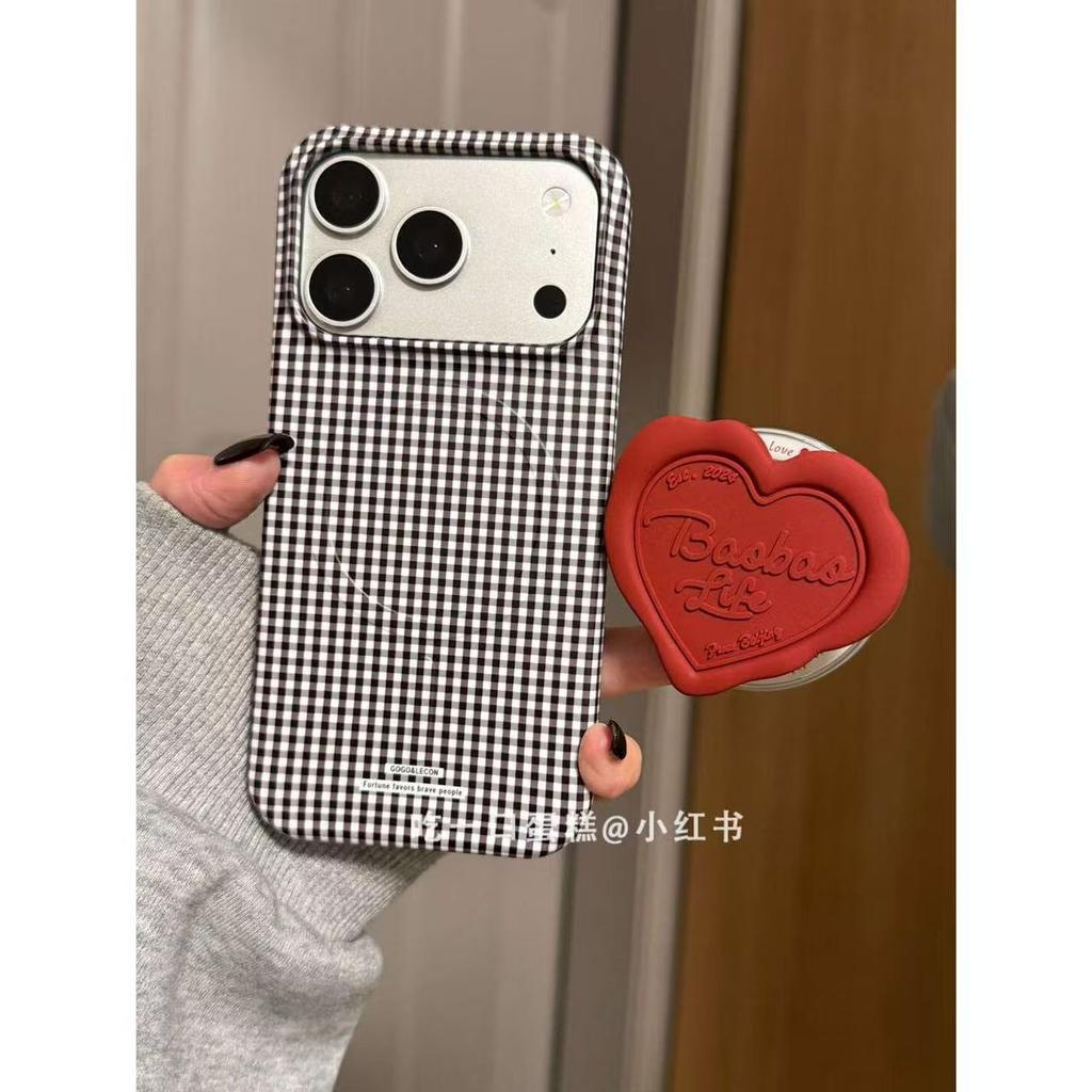 White background full screen black plaid film half pack bracket, suitable for Apple 17promax mobile phone case iphone1615 case