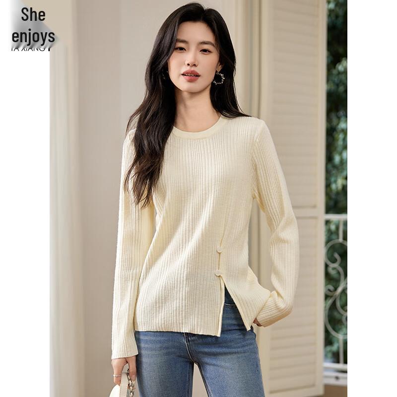 Women's Round Neck Knit Sweater with Slit Hem