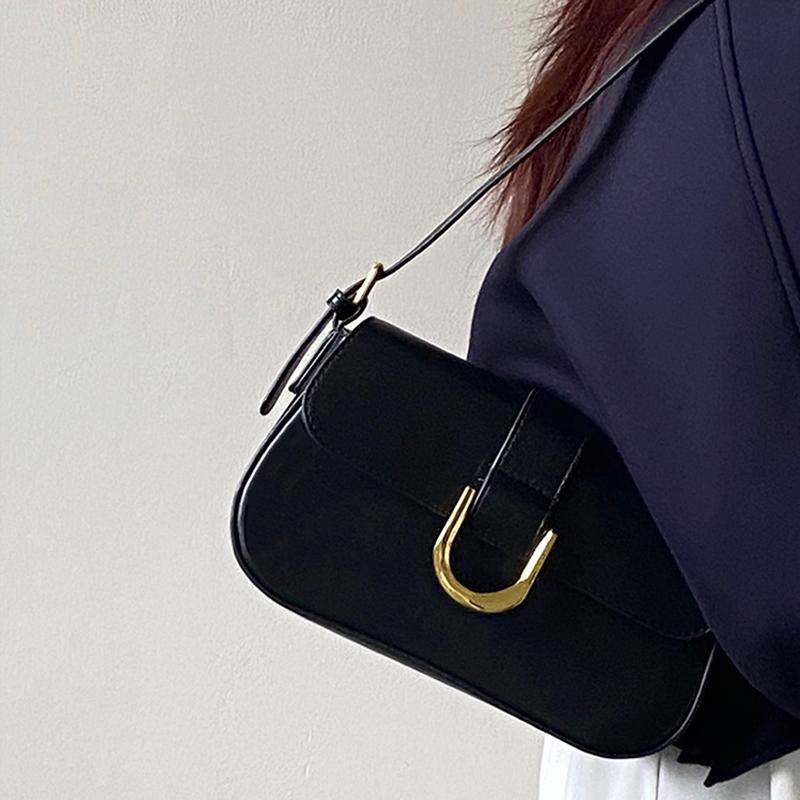 

Женская модная сумка кроссбоди красная винтажная сумка-седло маленькая из лакированной кожи на плечо роскошный дизайн женский тренд сумки с клапаном MIT 24x5x14cm чёрный