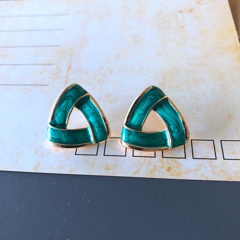 Vintage Women Baroque Green Color Pearl Enamel Earrings Trendy Palace Round Heart Shape Stud Earring Exquisite Lady Stud Earing