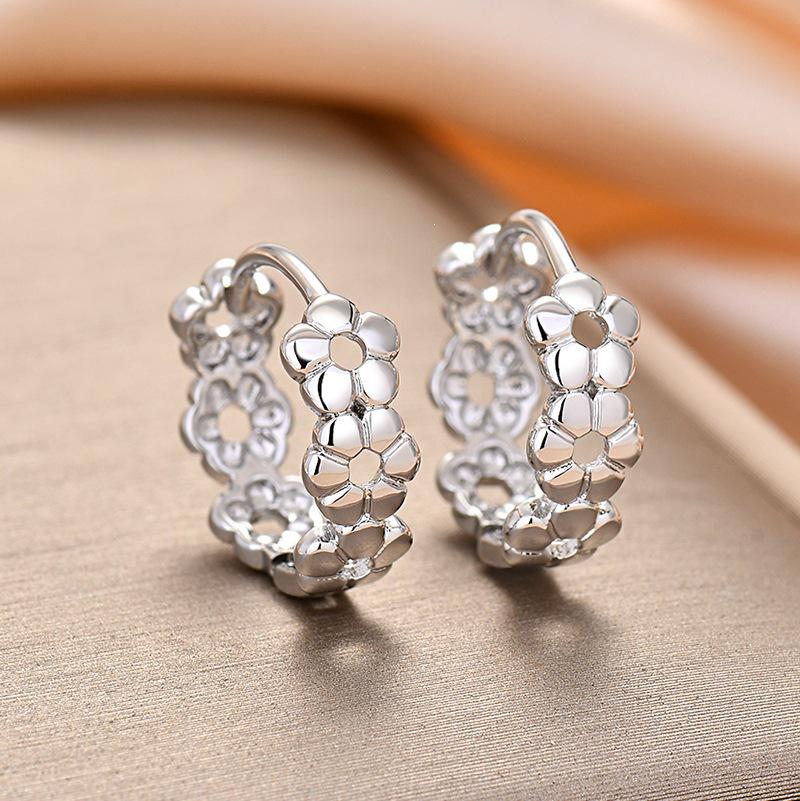Creative French Chrysanthemum Hollowed Ring Earrings - Unique, Simple & Fresh Design