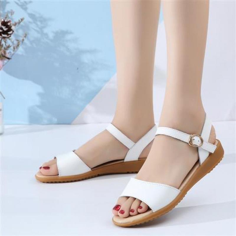2025 Summer New Flat Sandals Non-slip Pregnant Women Leather Students Korean Version Simple Versatile Flat Heel Casual Women's Shoes