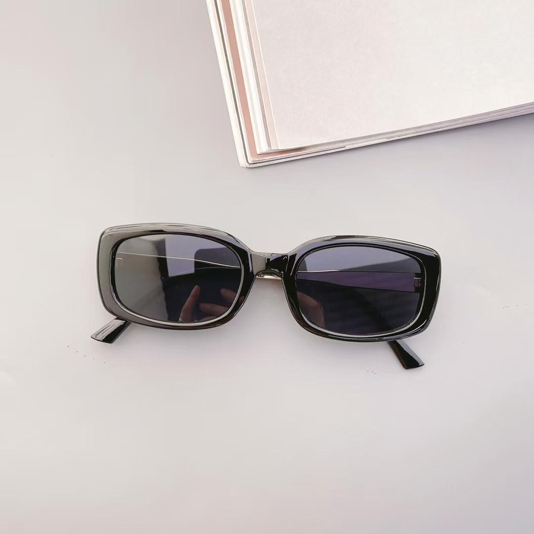 

Fashion Style Women s Sunglasses Rectangle Shape UV400 Protection Man Sun Glasses Female Sun Glass