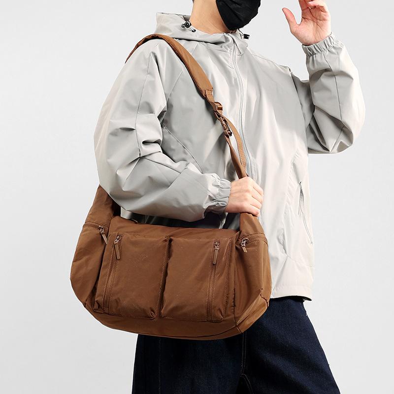 Sports Outdoor Lightweight Crossbody Bag Large Capacity Women's Travel Large Capacity Shoulder Bag