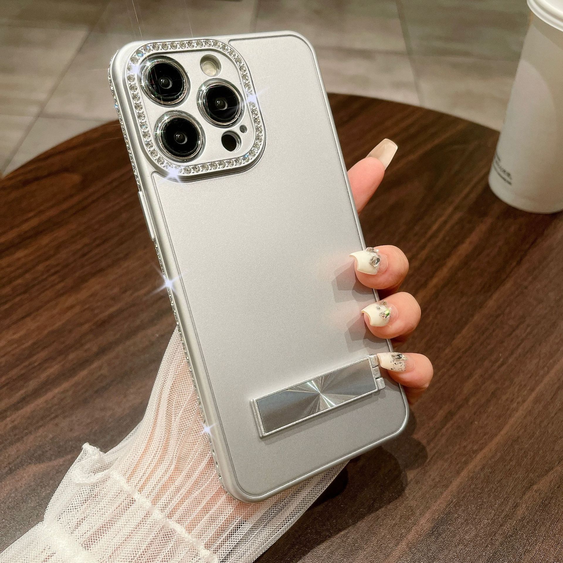 

Подходит для iPhone 15 Pro Max, Инкрустированный бриллиантами iPhone 14, Полностью закрывающий и противоударный 13 Жесткий чехол Apple 11Promax серебряный