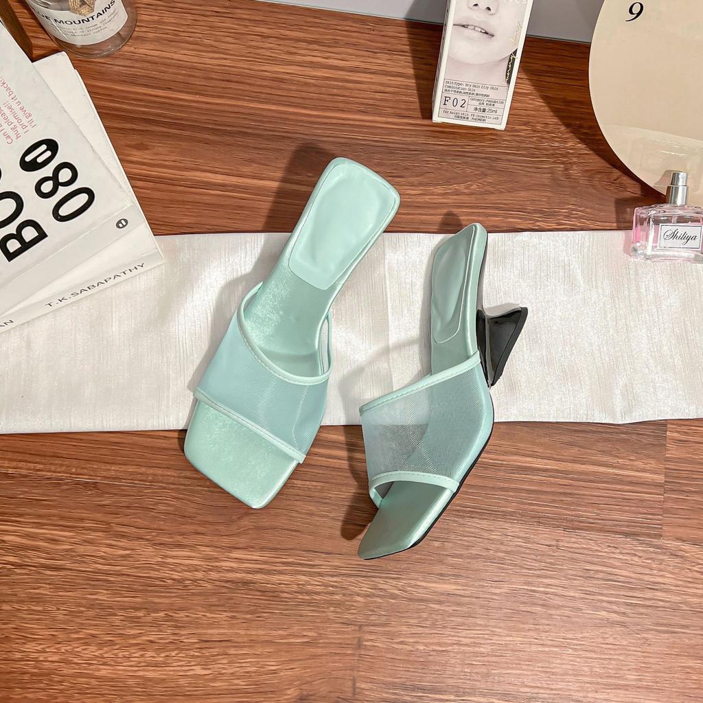 Summer new high-heeled cool slippers girl 2025 wear high-end fairy wind breathable word with mesh sandals woman