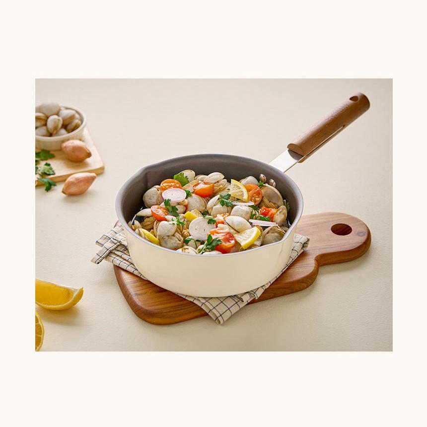 CORELLE Chocolate Nonstick Wok Pan (20cm) No PFOA Ivory