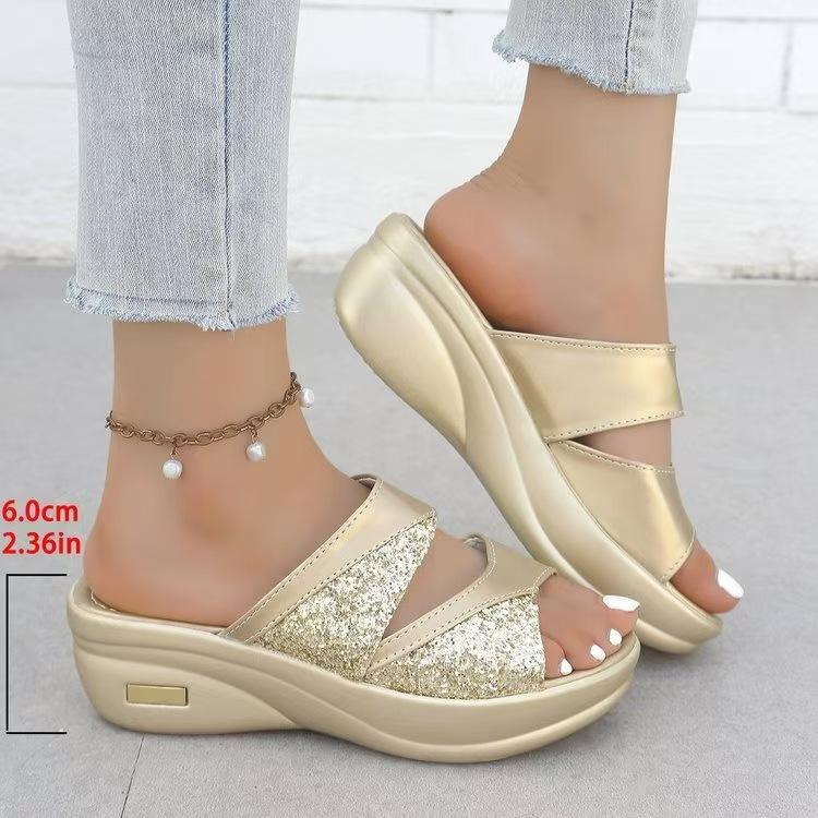 

Большие сандалии женская летняя одежда на толстой подошве с наклонным каблуком универсальные рыбий рот классные тапочки для мам 43 золотой