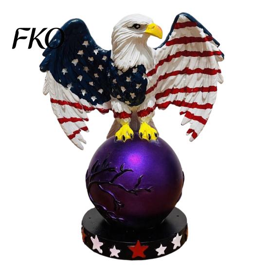 Hand Painted Eagle Ornament Perched Ball Lamp, Bird Resin Light Sculpture, USB Powered Ambient Lighting, Nature Inspired Lighting Hand-Painted