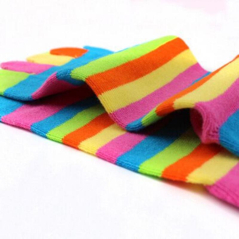 Calzini da Donna Ragazza Traspiranti a Cinque Dita Colorati a Righe in Cotone con Dita Separate ZPG