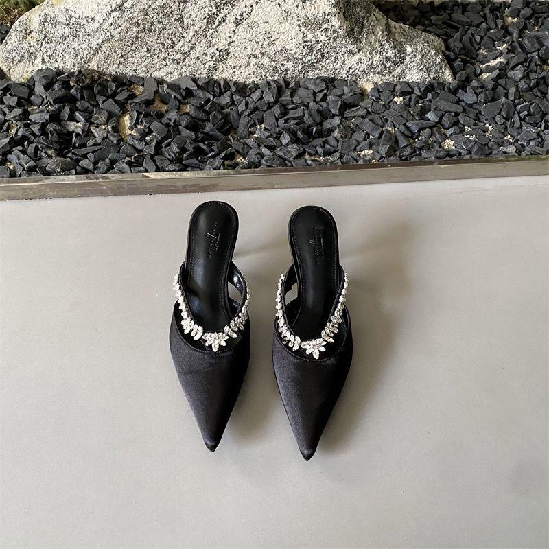 2025 New French Rhinestone One-word Belt Wear Thick Heel Half Slippers Women's Skirt Sexy Mixed with Muller Shoes
