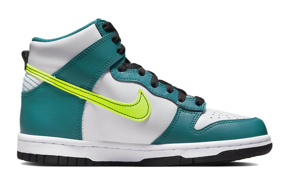 Nike Dunk High Bright Spruce Volt