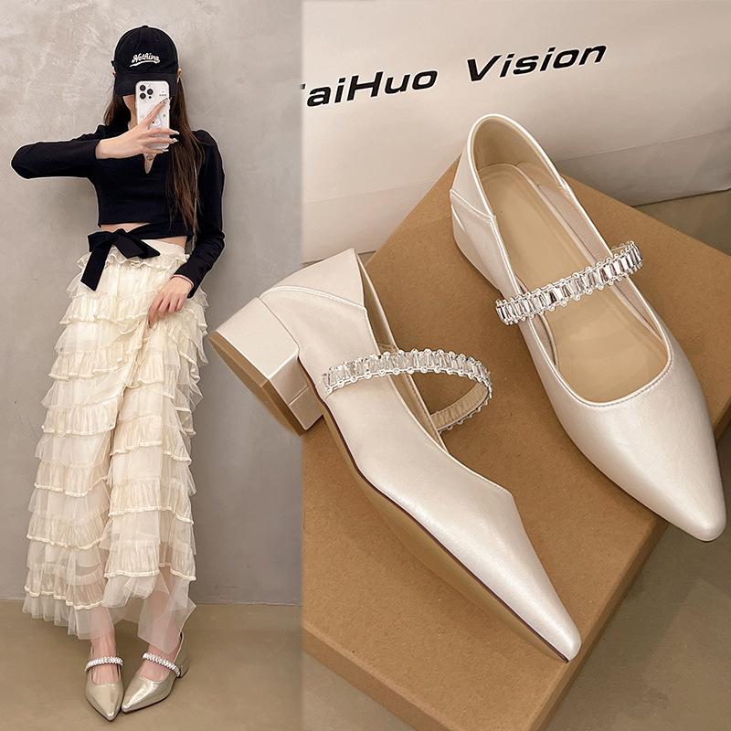 2025 French fairy style pointed high heels new summer temperament versatile thick heel single shoes with skirt women's shoes