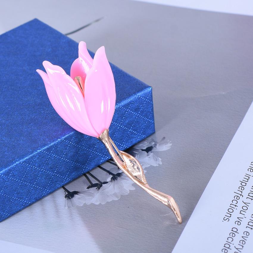 Tulip & Magnolia Retro Style Brooch Ornament - European & American Fashion