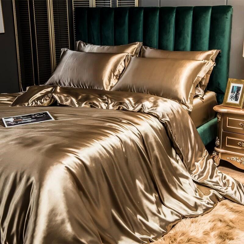 Solid Rayon Silk Bedding Set with Duvet Cover Bed Sheet Pillowcases Luxury King Single Double Couple Satin Pillow Case Bedsheet