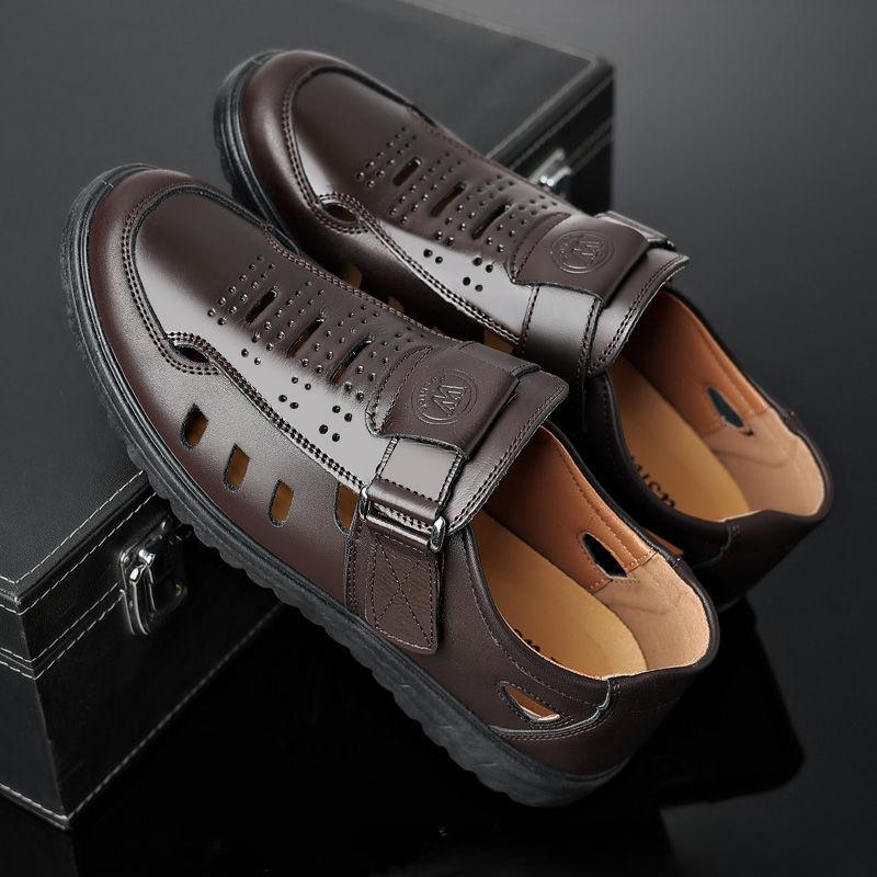 Fashion 2024 Summer Men's Sandals Hollow Leather Shoes for Men Fashion Breathable Business Shoes Hole Men's Sneakers Classic Dad Sandals