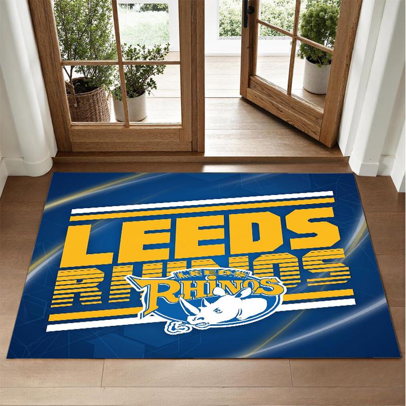 Leeds Rhinos Design Crystal Velvet Rug Soft Decorative Mat for Bedroom Entrance