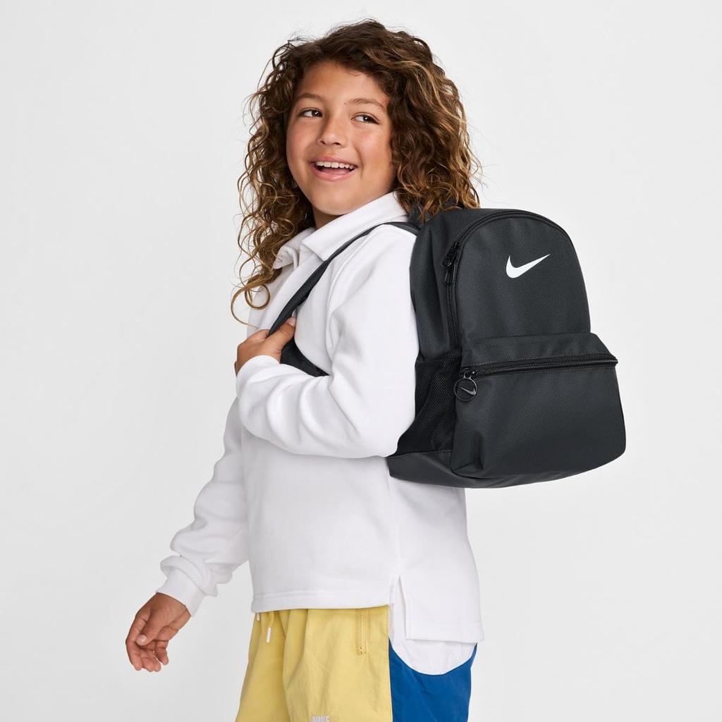 Nike Uni Kids Brasilia Jdi Dark Smoke 33cm H x 25cm W x 13cm D Backpack, Gray/Black/White,