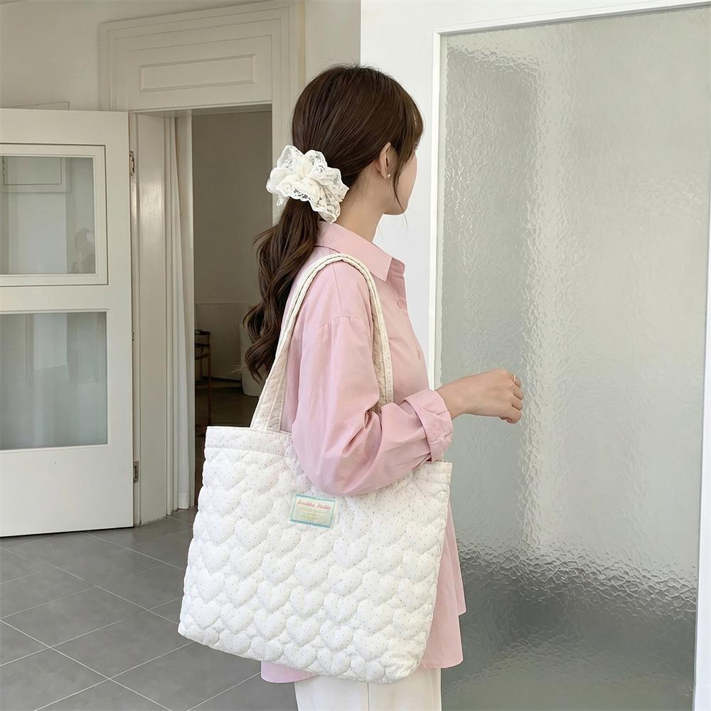 Minimalist Heart Pattern Canvas Tote With Soft Polyester For School And Work
