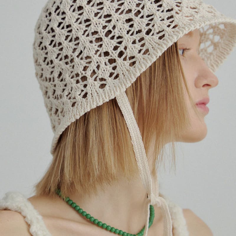 Marchen Roide Strap Bucket Hat_3color