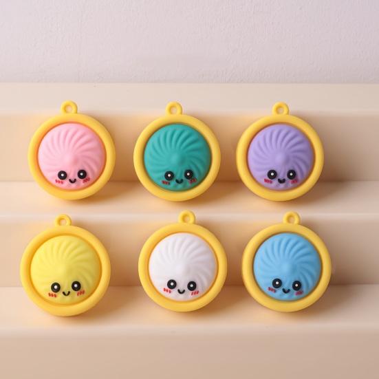 Stress Relief Keychain, with Steamed Bun Pendant, Fidget Clicker with Tactile Feedback Design, Anxiety Relief Toy for Office And Study