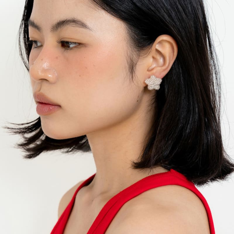 Geegee pärlor stjärnörhänge