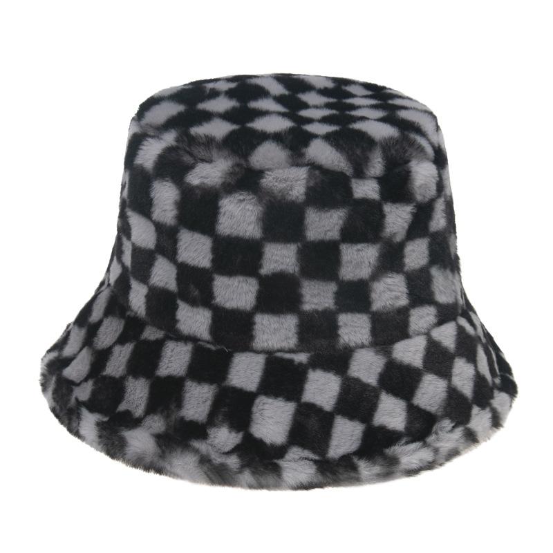 Ladies autumn and winter foreign trade new winter black and white plaid basin hat outdoor shading warm hat fashion bucket hat trend