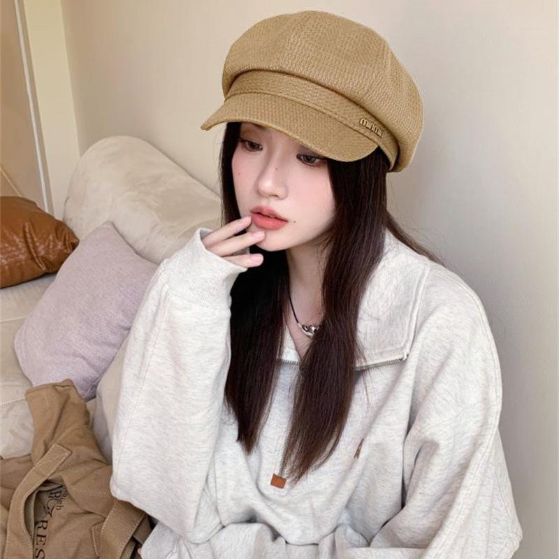 Hats for Women In Autumn and Winter New High End Metal Letter Mark Octagonal Hat Japanese Casual Literary Retro Newspaper Hat