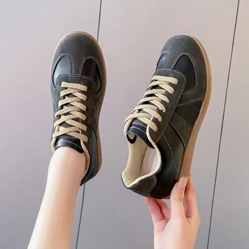 Luksusowe damskie trampki Nowe oryginalne skórzane damskie buty treningowe moralne Casualowe wiosenne płaskie buty damskie