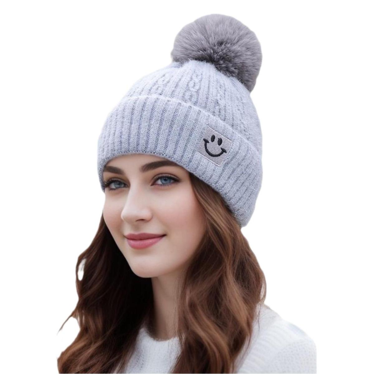 

Женский стиль, Шапки, Шапки-пуловеры, Флисовые шапки, Утепленные, С помпонами, Вязаные шапки, Теплые шапки, Шапки с защитой ушей, Шерстяные шапки серый