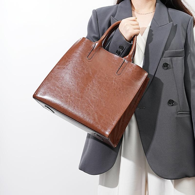 Women's Shoulder Bag Large Capacity Leather Shopper Handbag