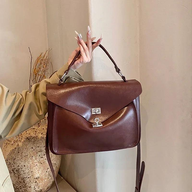 Retro Large Capacity Feminine Bag New Autumn Crossbody Bag Ladies Shoulder Commuter Luxury Layered Leather Bag