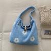 Winter Women Shoulder Bag Large Capacity Vintage Floral Handle Bag for Commute Textured Casual and Simple Design Storage Bags