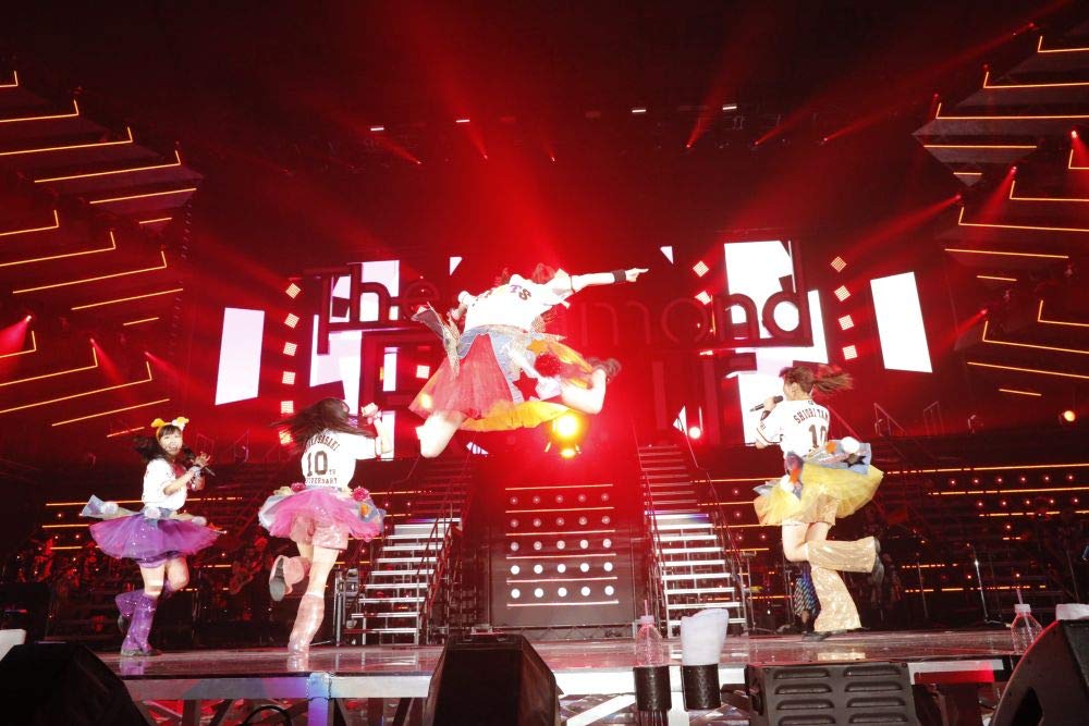 Momoiro Clover Z 10th Anniversary The Diamond Four - in Momokyo Doumu - Blu-ray (Regular Edition)