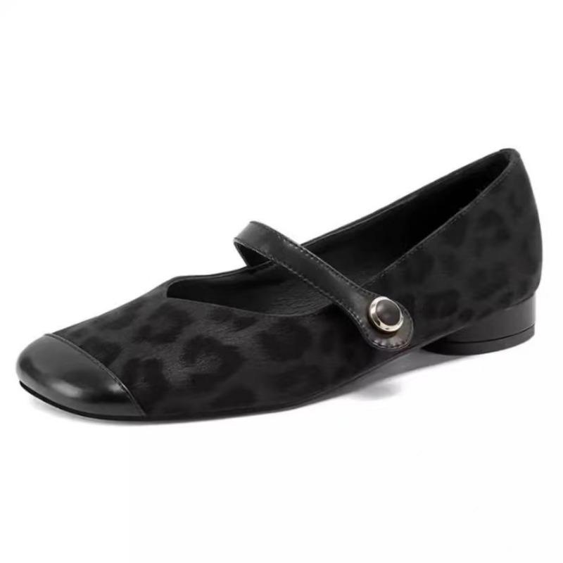 

Black light mouth one-word with flat shoes children s spring and autumn new low-heeled single shoes women s Mary Jane shoes 40 чёрный