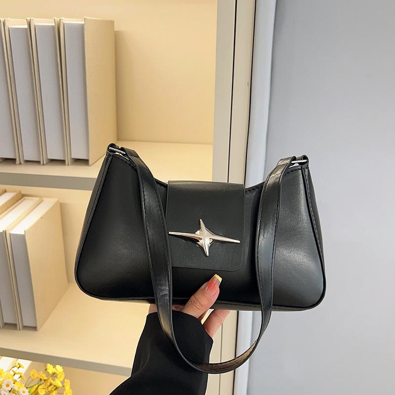 

High-end fashion handbag niche underarm bag women s bag summer new commuter trend versatile shoulder bag чёрный