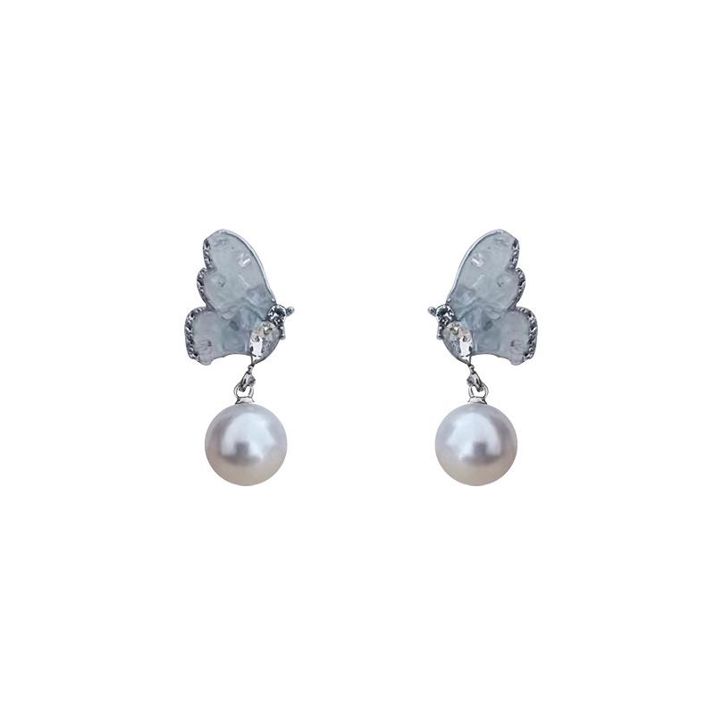 Elegant Pearl & Crystal Butterfly Earrings - 2024 Trendy Versatile Style