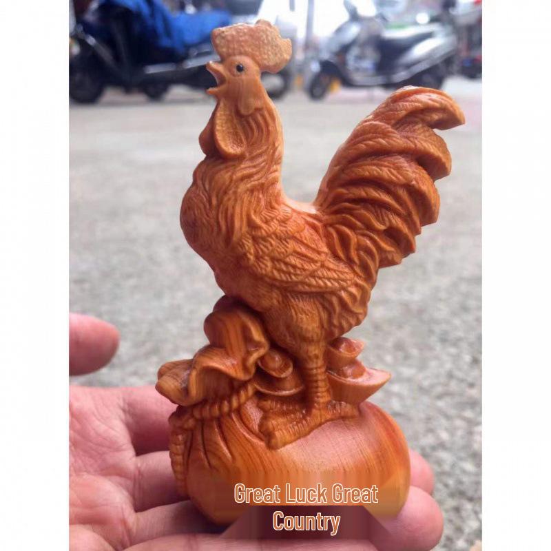 Small-Leaf Boxwood Rooster Figurine – Feng Shui Zodiac Handicraft in Solid Wood