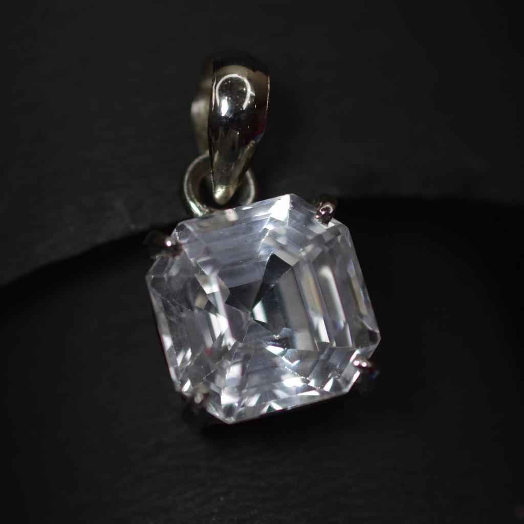 Natural White Sapphire 27 Ct Square 925 Sterling Silver CERTIFIED Gems Pendant my-460-ns