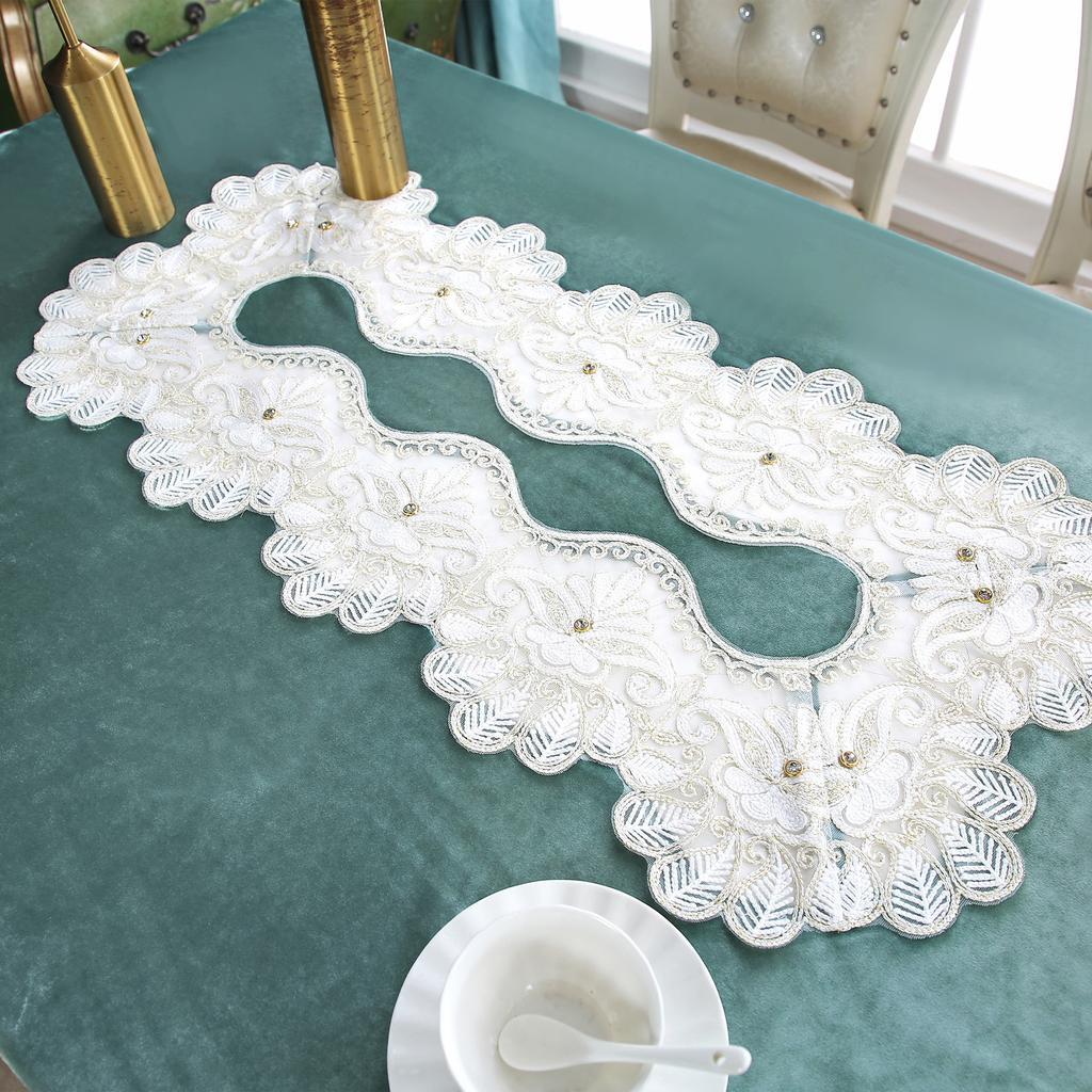 Flower Elegant Hollow Out Table Dinning Cloth Table Flag Cover Wedding Tablecloth Rectangle Luxury Embroidery Lace Table Cover