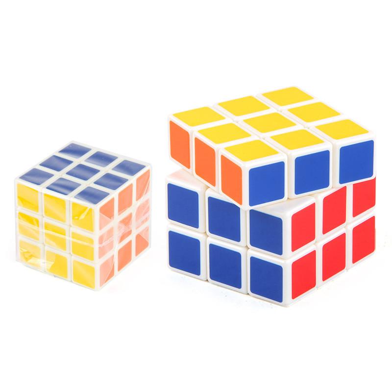 P168-4 Leicht zu drehender pädagogischer 3x3 Zauberwürfel Spielzeug für Kinder 5,7 cm Leichtes ABS Design