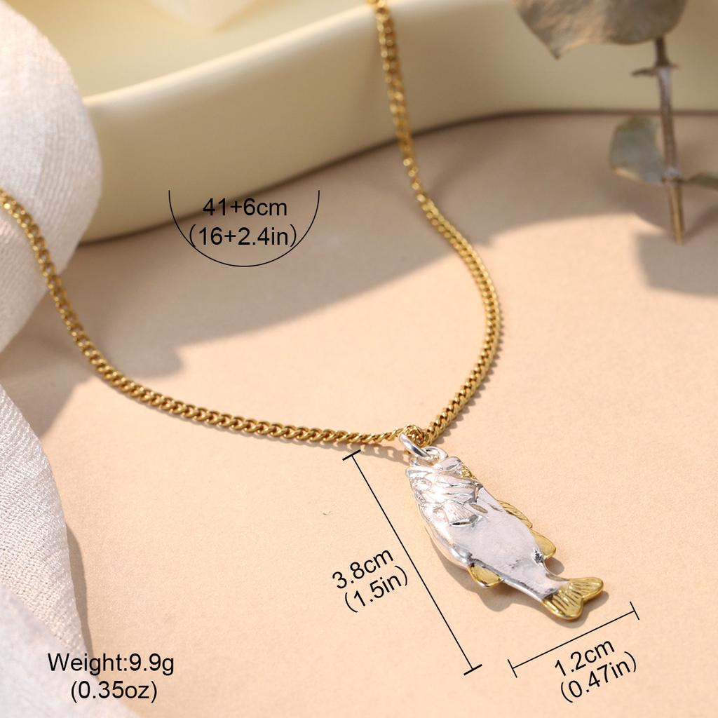 Niche pleated love necklace, simple irregular pendant, hand-closed fashion sweater chain design