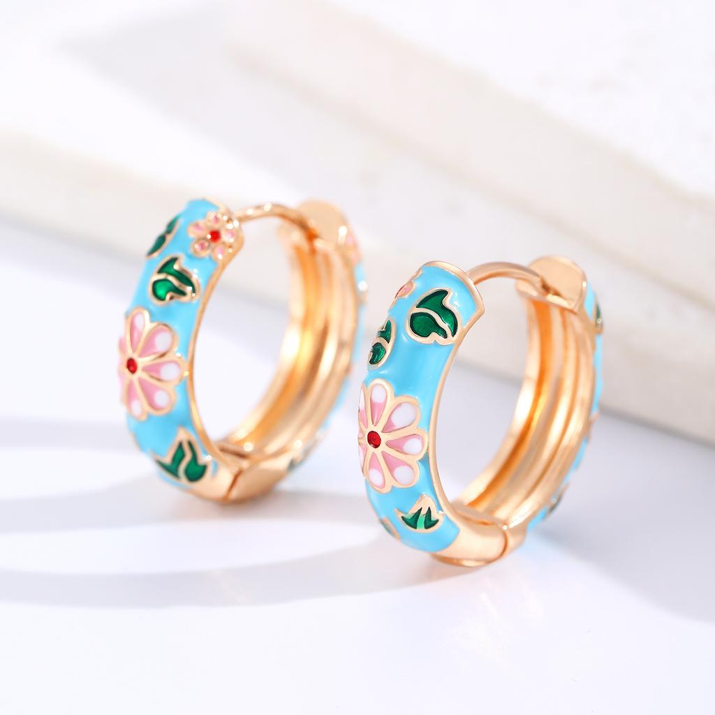 Vintage New Trend Colorful Enamel Flowers Cute Huggies Hoop Earrings for Women Boho Unique Round Ear Buckle Fashion Jewelry Gift